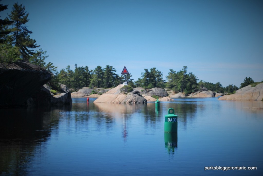 Obstacle islands while boating in French River provincial park