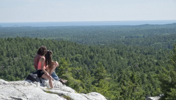 Crack Trail west view Killarney Provincial Park