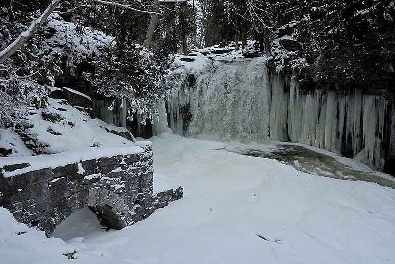 Frozen Hilton Falls