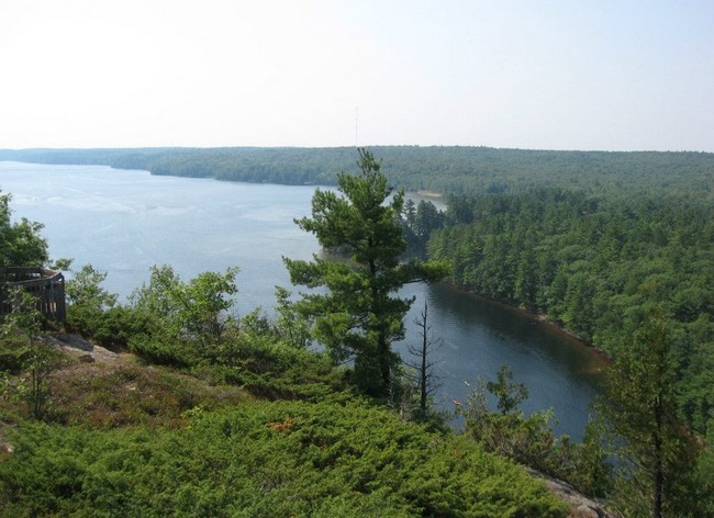 Camping at Mazinaw Lake campground_Bon Echo Provincial Park (3)